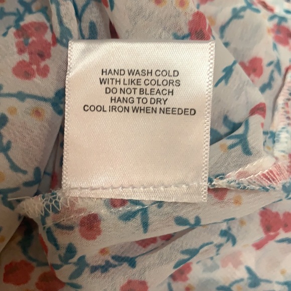 ModCloth Sheer Floral Tie Sleeve Blouse - Picture 11 of 11